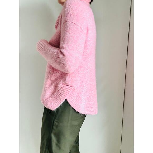 LOFT Ann Taylor Pink Fuzzy Turtleneck Sweater Size XS Cozy Super soft Coquette - Picture 6 of 7